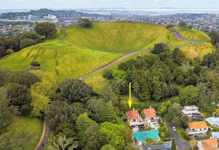 18a Hillside Crescent Mount Eden_16