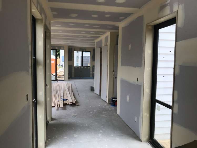 1 Pihoihoi Place Hobsonville_10