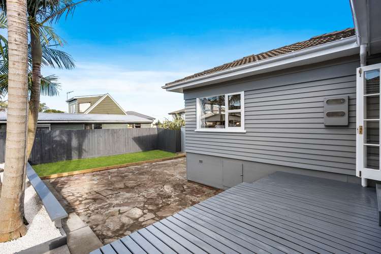 1/84 Barrack Road Mount Wellington_16