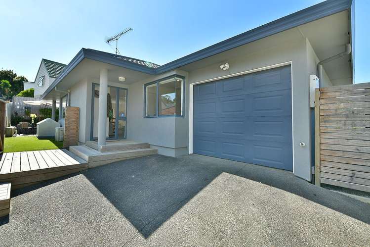 2/128 Brian Crescent Stanmore Bay_0