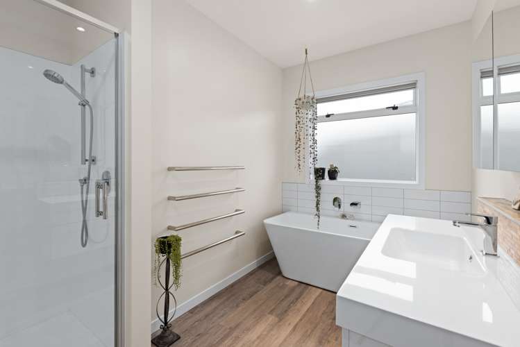 30 Pukaki Place Poraiti_17