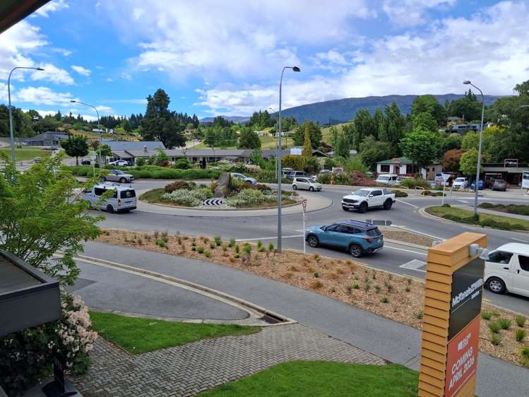 6-22 Ardmore Street Wanaka_13