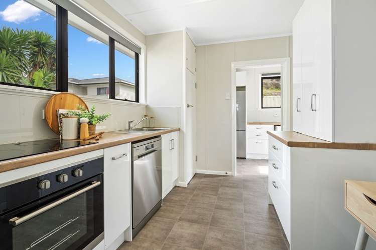 1 Pukemiro Road Te Kamo_13