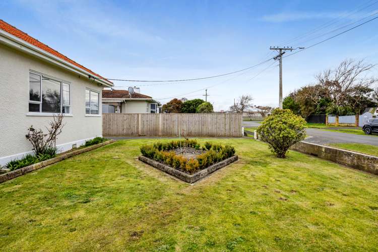 13 Ropata Street Hawera_21