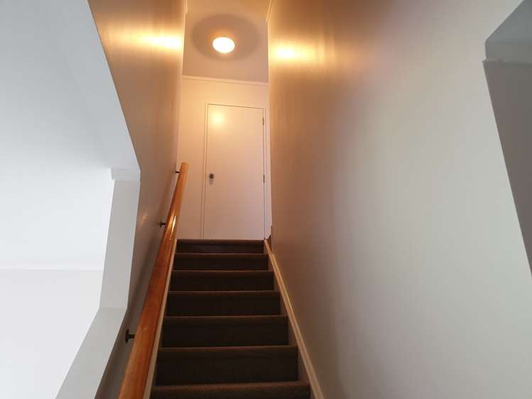 8/3 Erewhon Place Birkdale_5