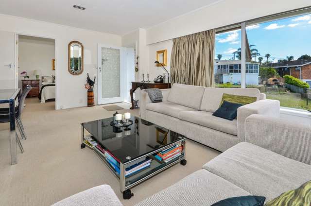 2/168 Stredwick Drive Torbay_4