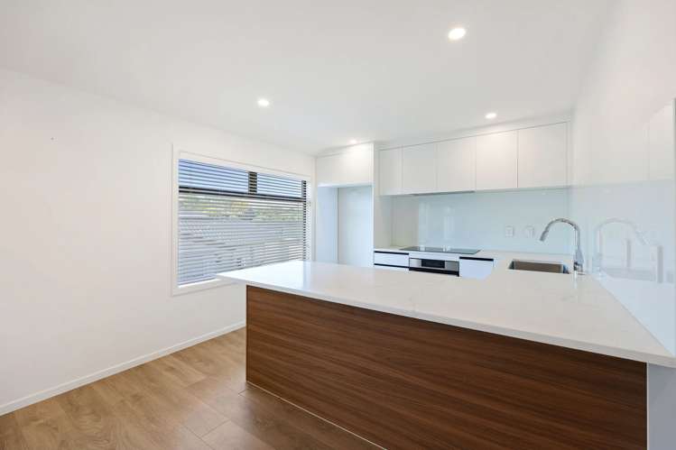 70D Portage Road New Lynn_2