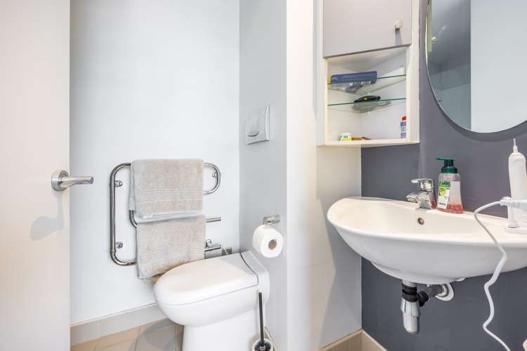 307/86 The Strand Parnell_11