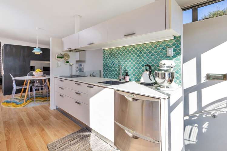 14a Holiday Road Stanmore Bay_6