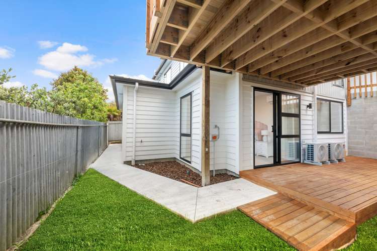 8B Nandana Drive Glen Eden_15