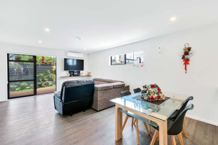 4337 Great North Road Glendene_6