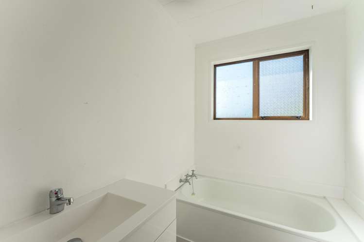 8 Andrew Street Waikanae_17