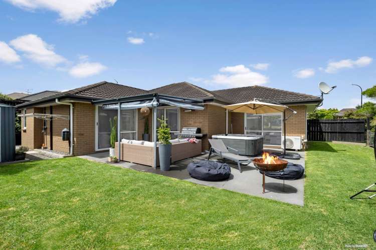 35 McCall Drive Waiuku_6