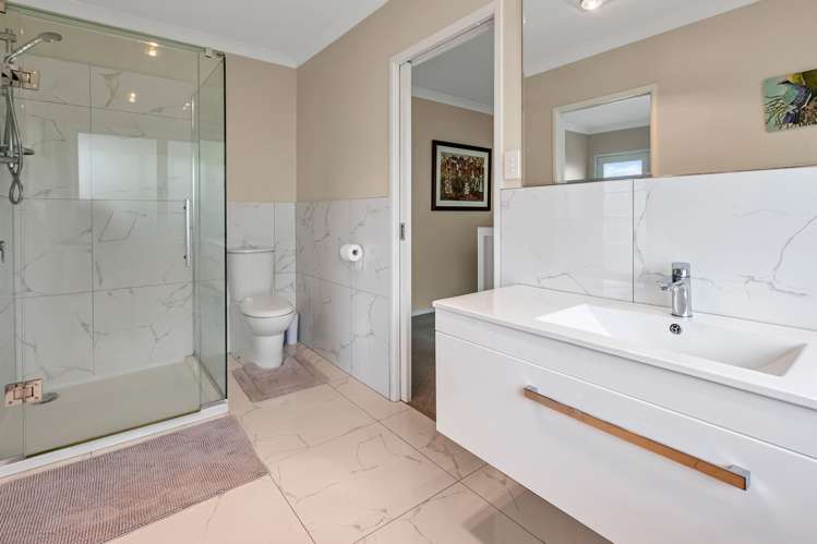 22 Karoro Road One Tree Point_15