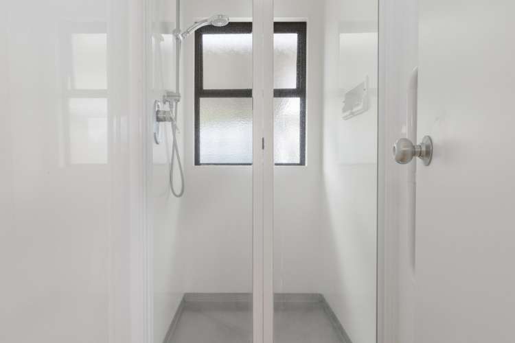 25 Matua Road Matua_14