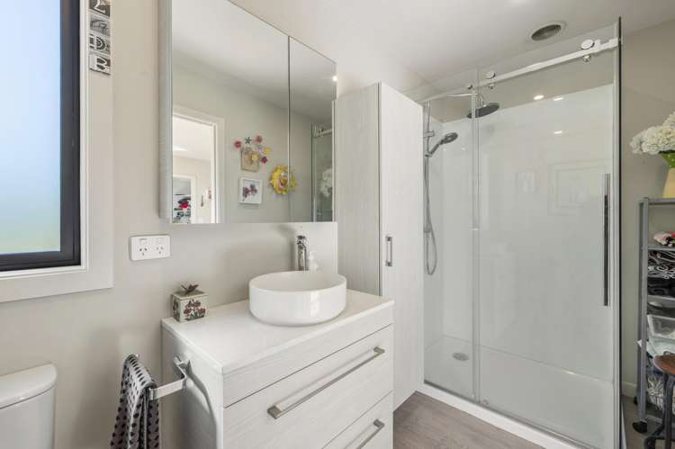 28 Mata Place Kinloch_16