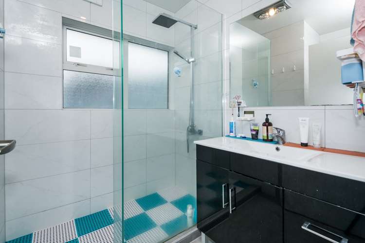 71 Ravenwood Drive Forrest Hill_16