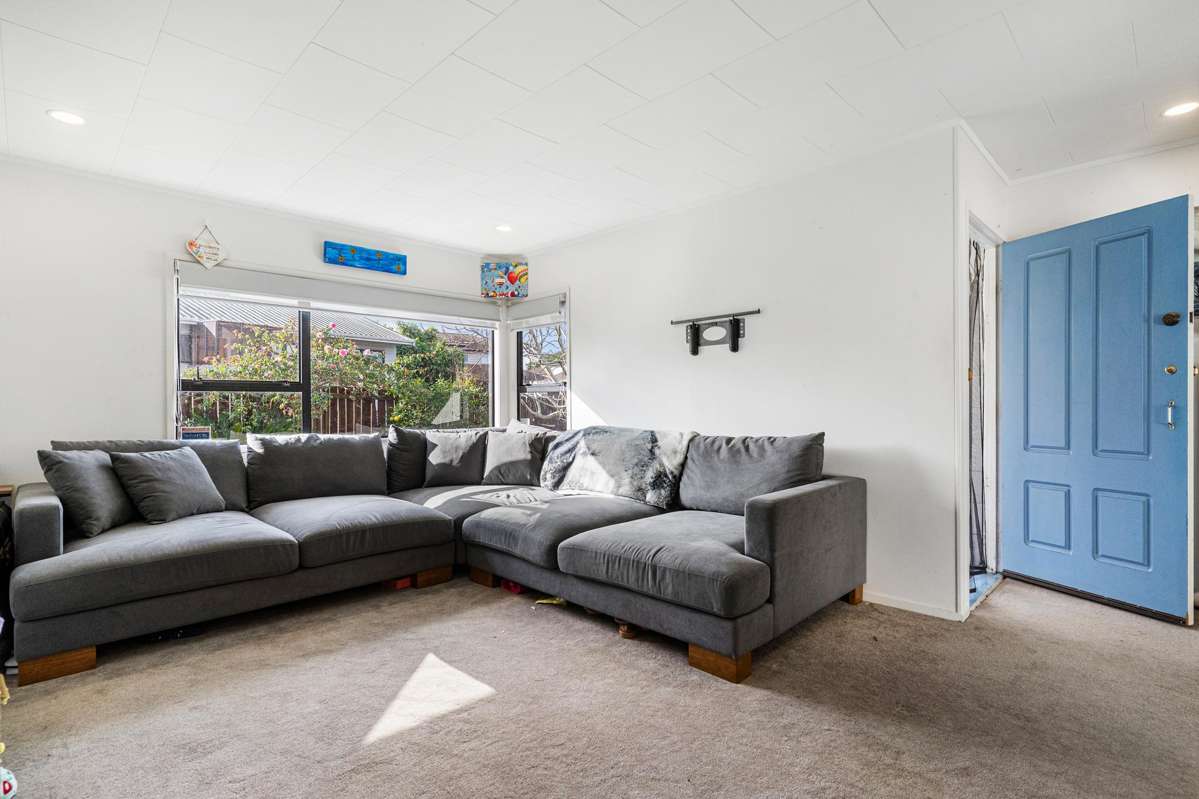 1/6 James Walter Place_5