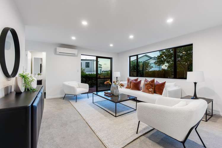 18 Tuatini Place Long Bay_9