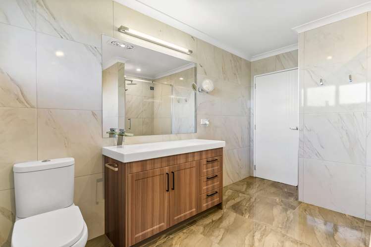 71 Seventh View Avenue Beachlands_38