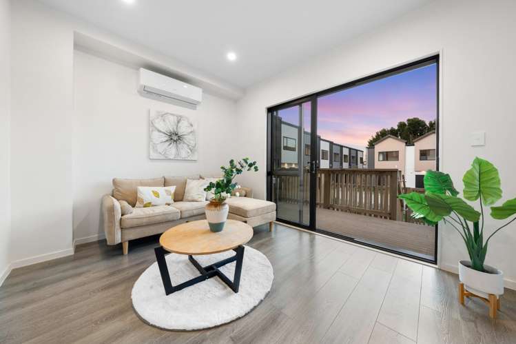 7/12 Arney Road Ranui_4