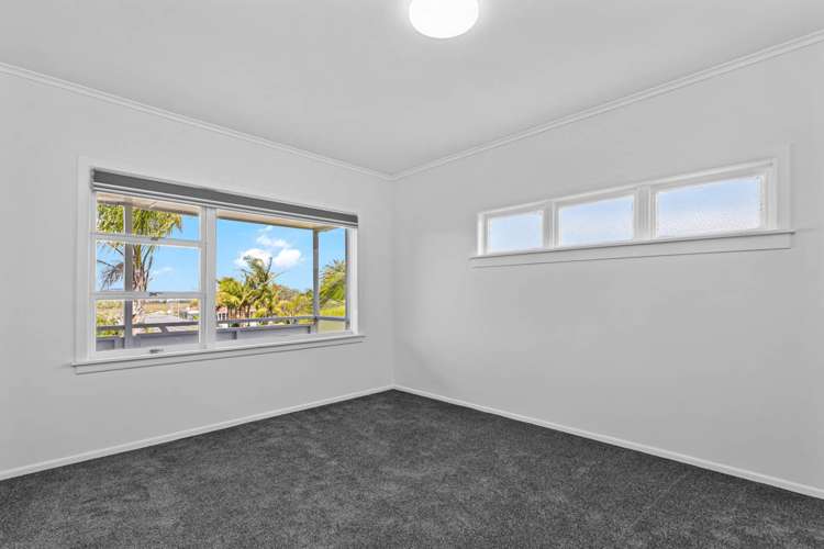 22 Bridge Avenue Te Atatu South_5