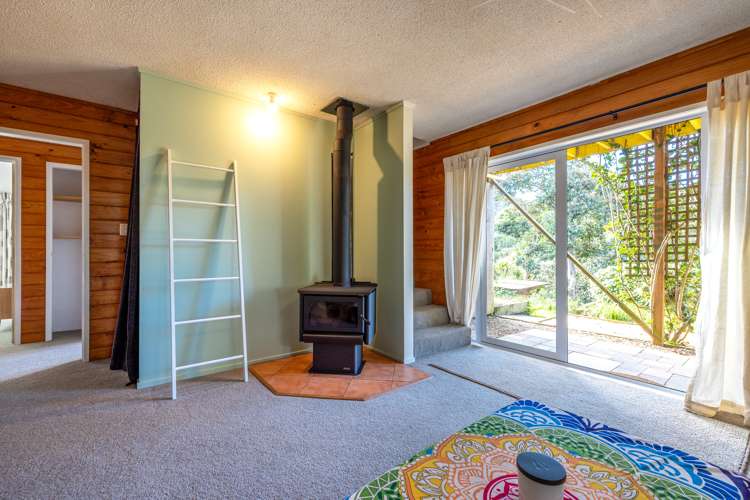 11a Beatty Parade Surfdale_9