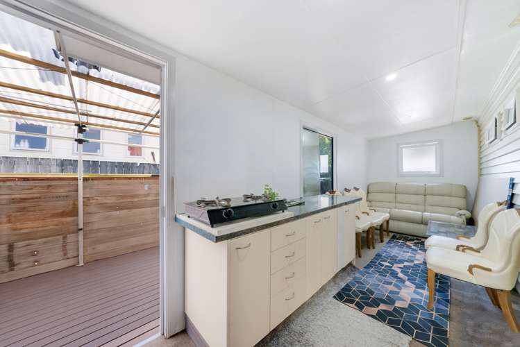 3/4 Oxford Road Manurewa_5