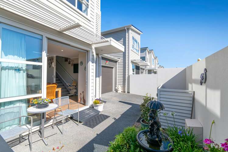 21 Sanremo Lane Stanmore Bay_6