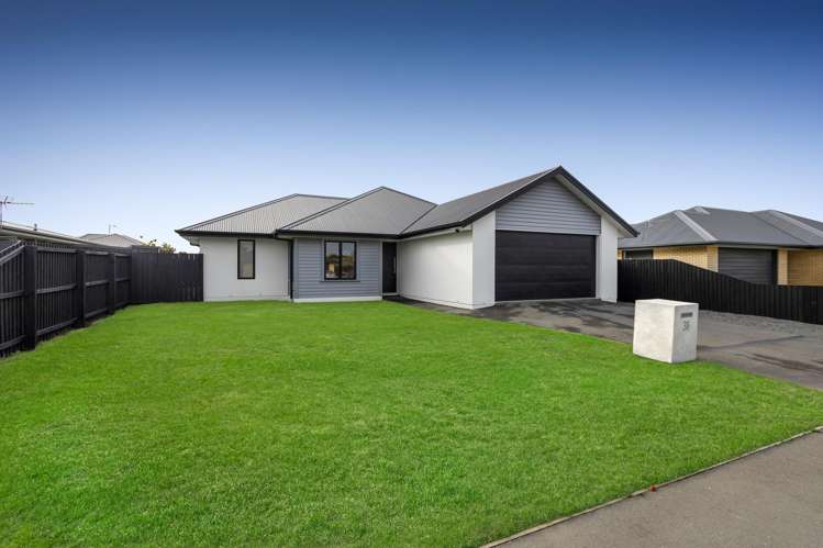 38 Andesite Drive_0