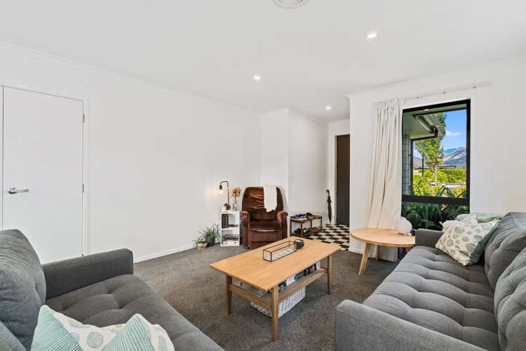 16 Coventry Crescent Lower Shotover_6