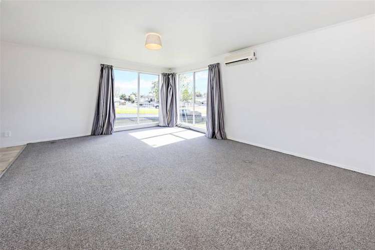 342 Roscommon Road Clendon Park_4