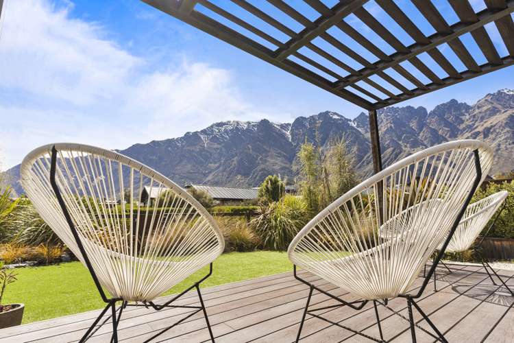 6 Soudley Court Jacks Point_12