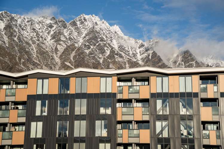 104A/16 Mountain Ash Drive_0