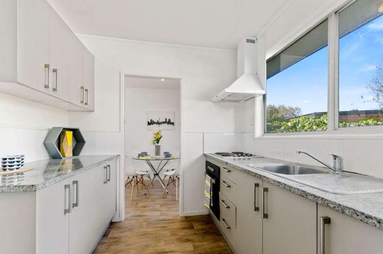 4 Selsey Lane Manurewa_7