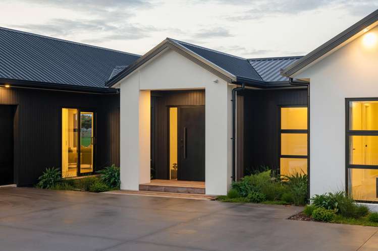 28 Captain Stone Te Kowhai_2