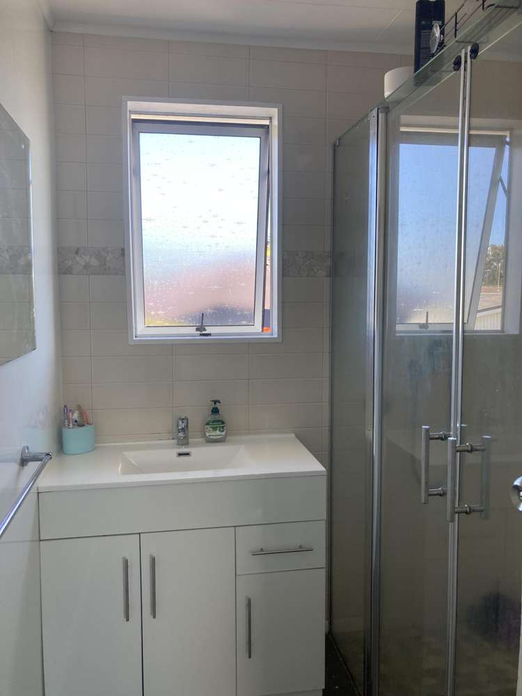 23 High Street East Waitara_15