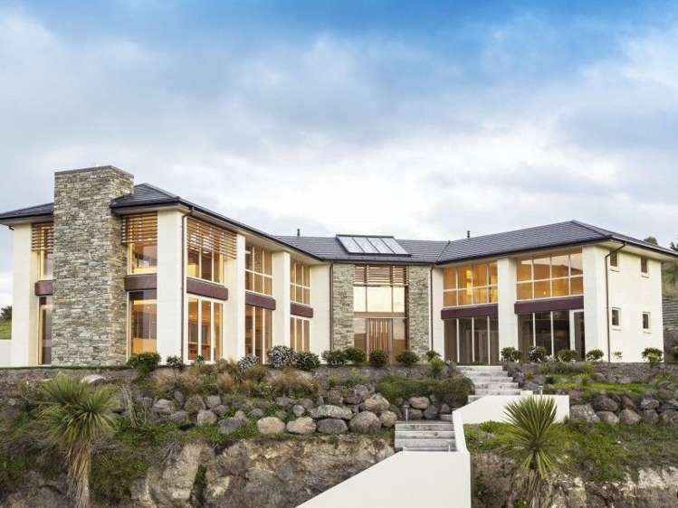 2 Teviotdale Way Richmond Hill_0