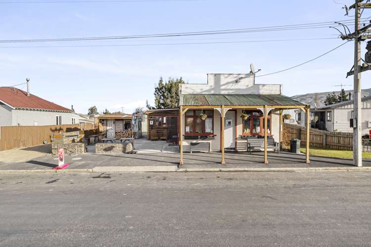 16 Aberafon Street Middlemarch_23