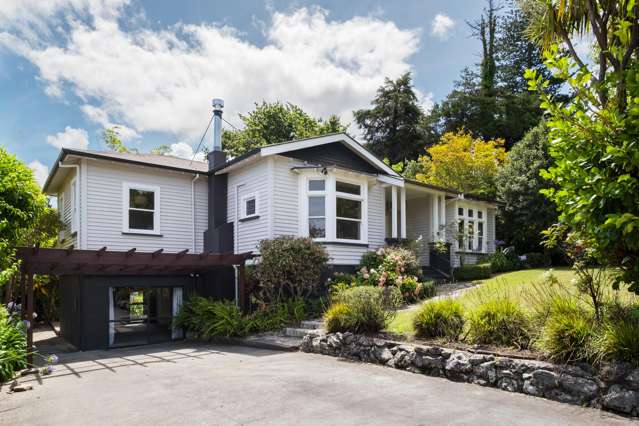 Clean and Cozy Home For Rent!