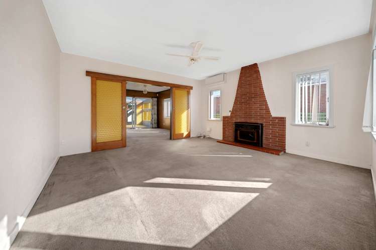 125 Portage Road New Lynn_17