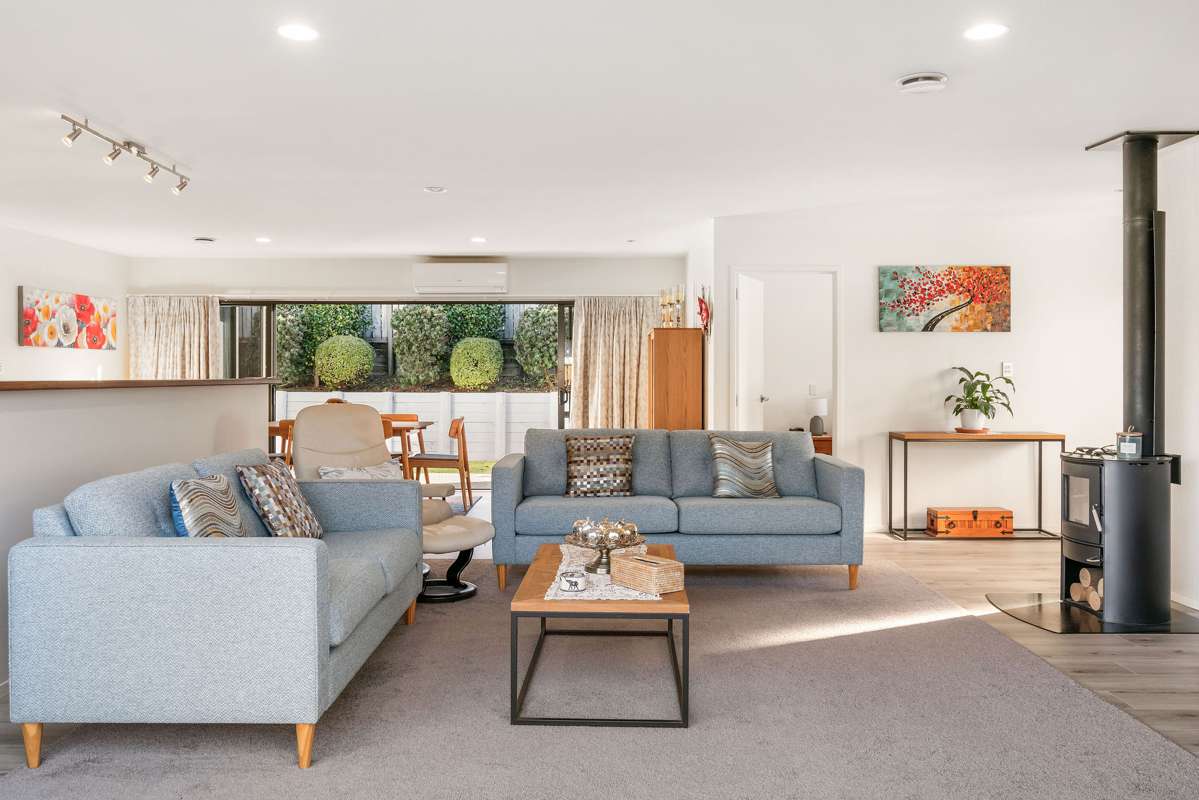 6 Adler Drive_3