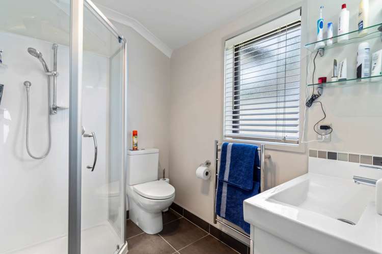 17 Ripple Grove Waiuku_14