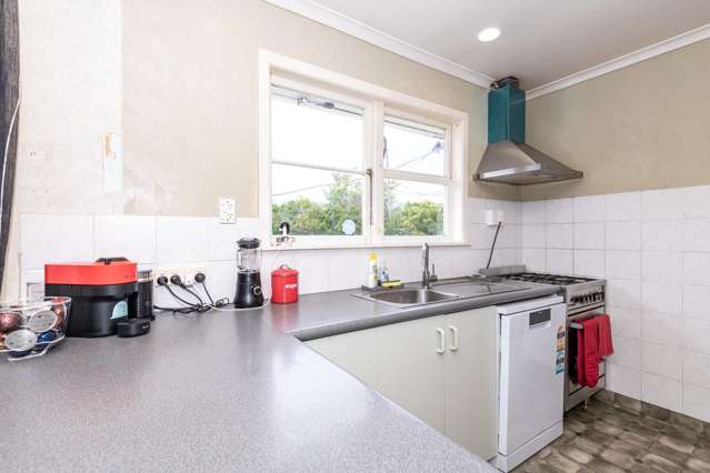 5 The Strand Wainuiomata_4