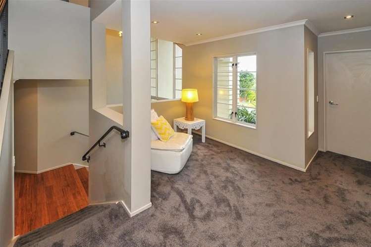 5 Chateau Rise Flat Bush_14