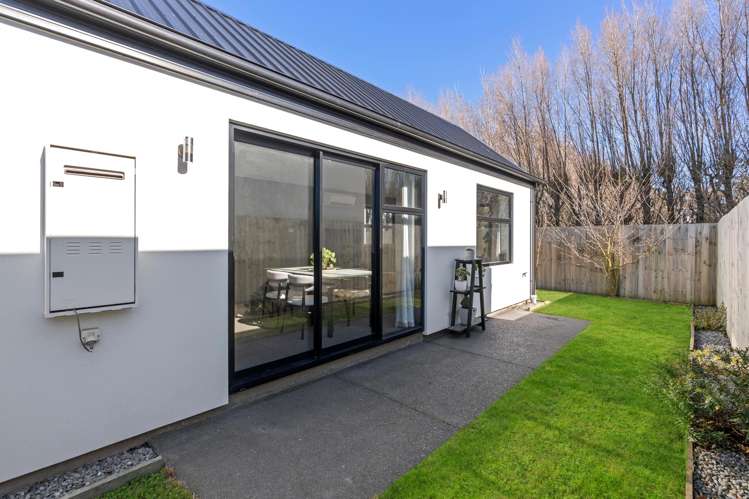 8 Founders Lane Yaldhurst_13