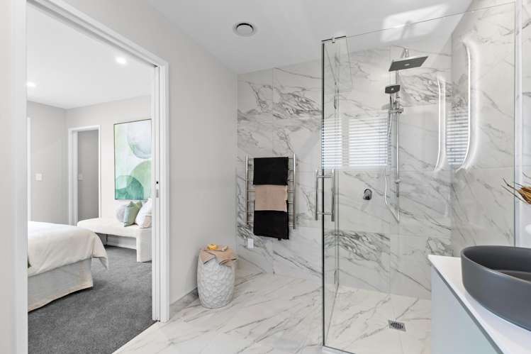 54 Freedom Drive Kelvin Grove_12