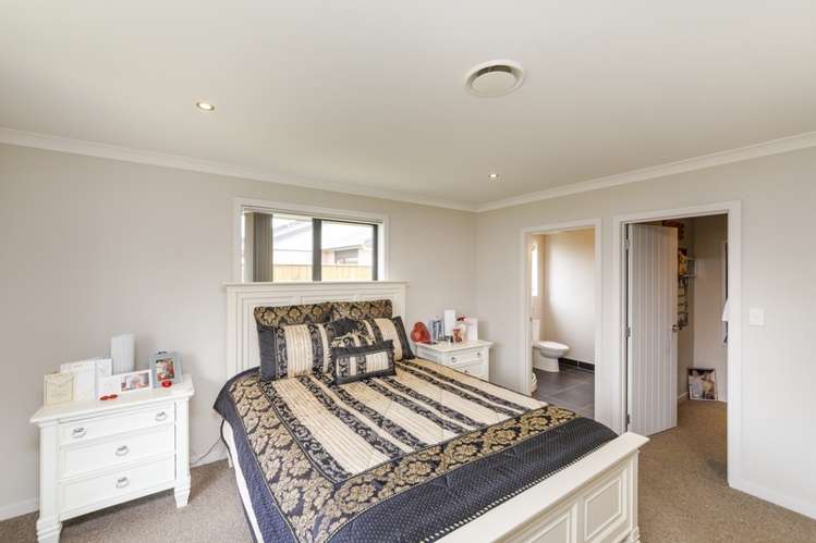 84 Churcher Street Feilding_17