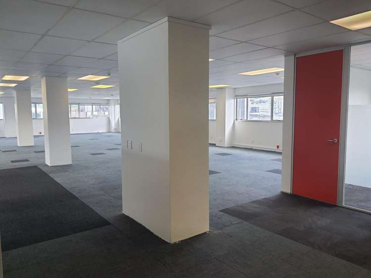 Level 4/39 Webb Street Mount Cook_5