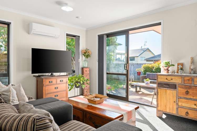 2/16 Highgrove Drive_4